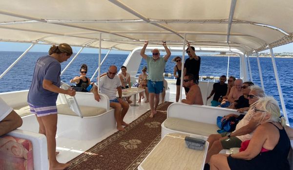 PADI DIVEMASTER COURSE